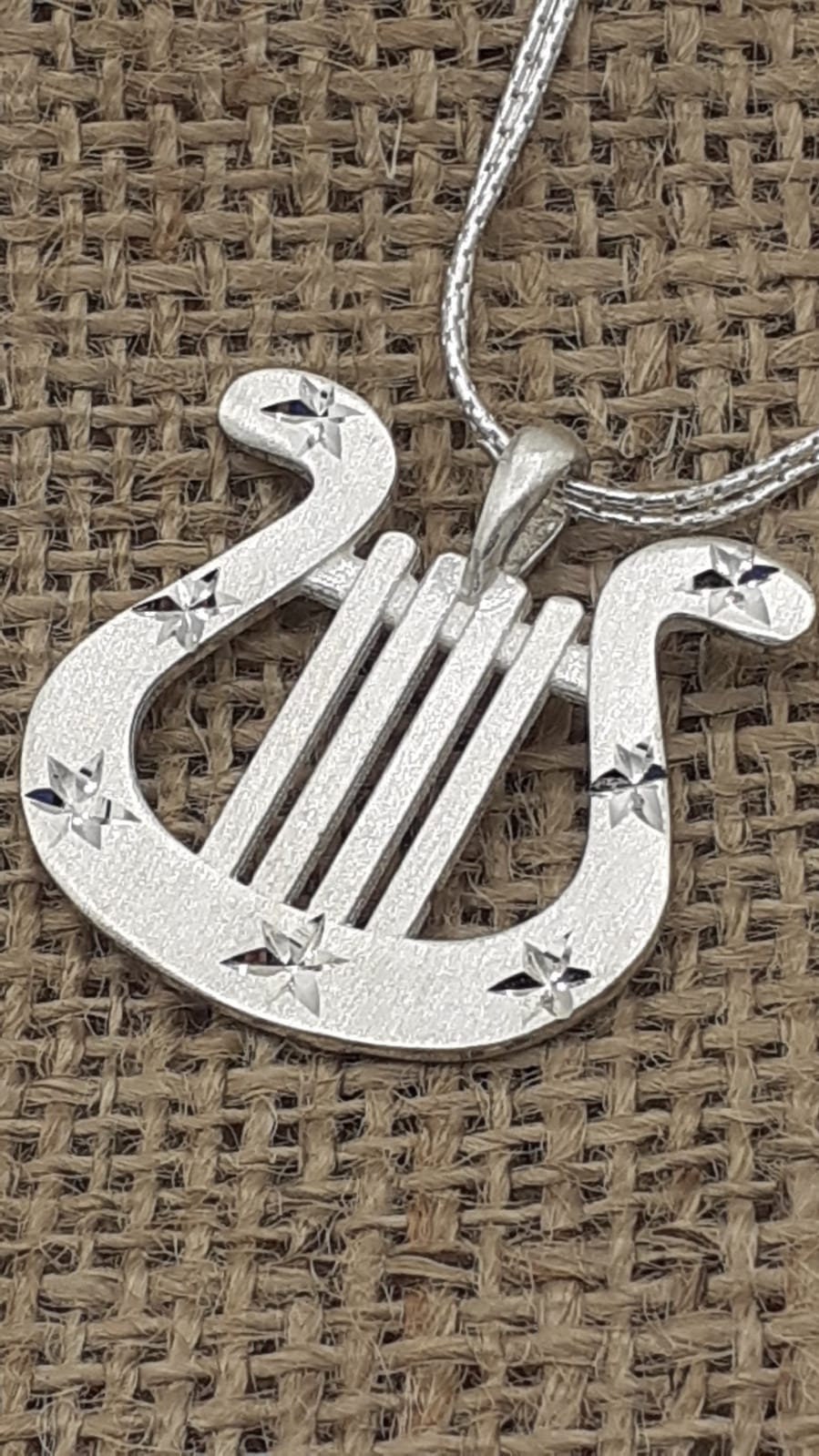 Gorgeous David's harp 925 Sterling Silver necklace Matt finish with Diamond cut