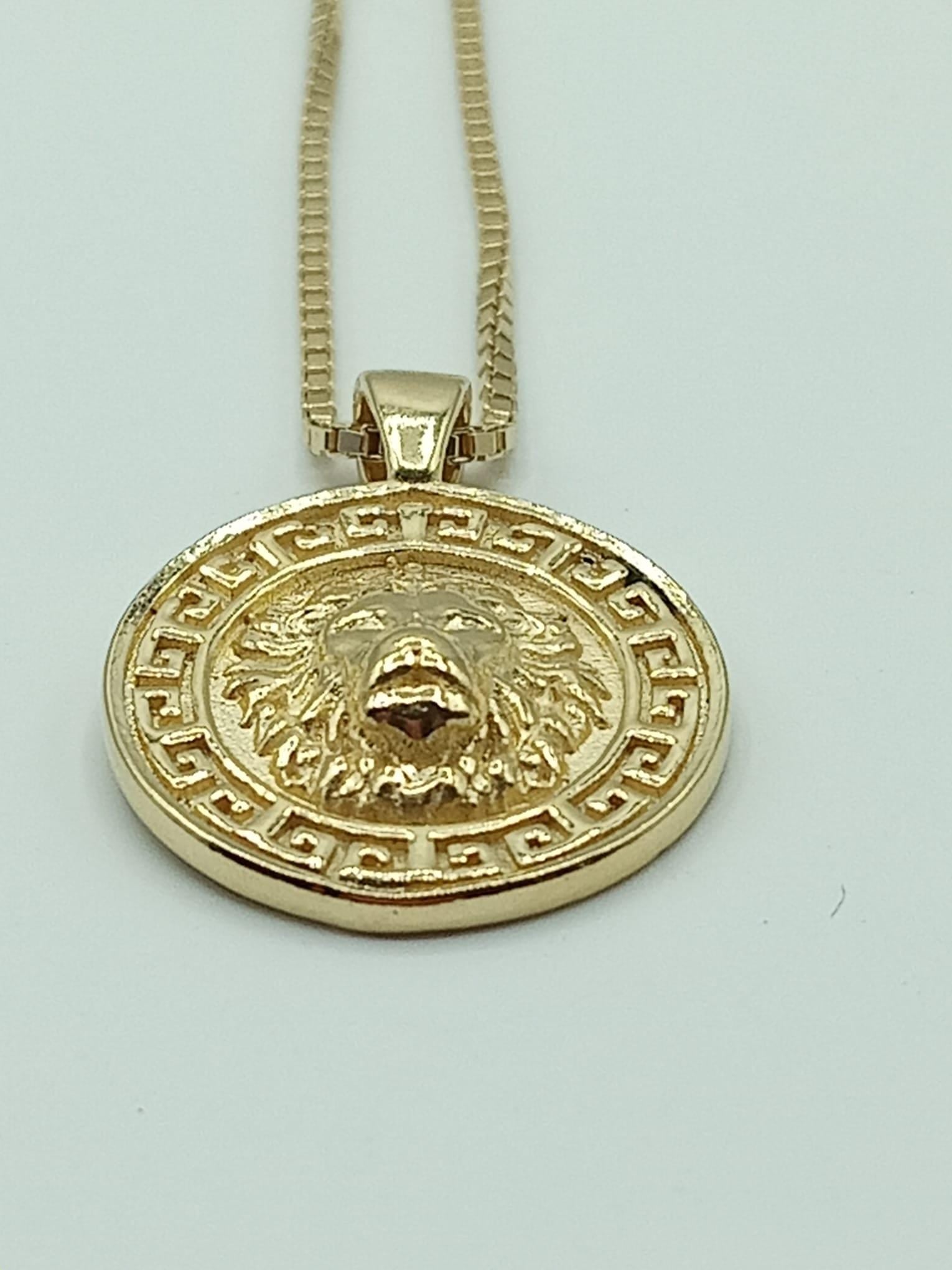 Unisex Gold plated Lion pendant