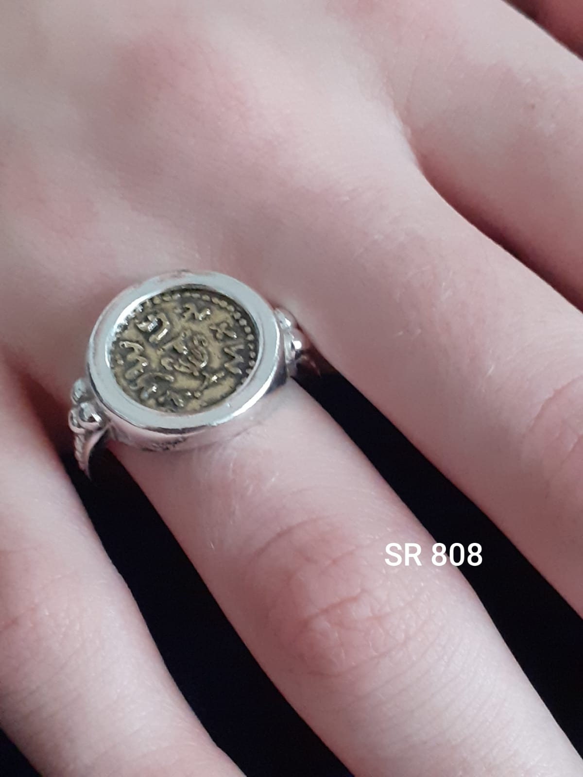 Gorgeous 925 Sterling silver ring with ancient coin