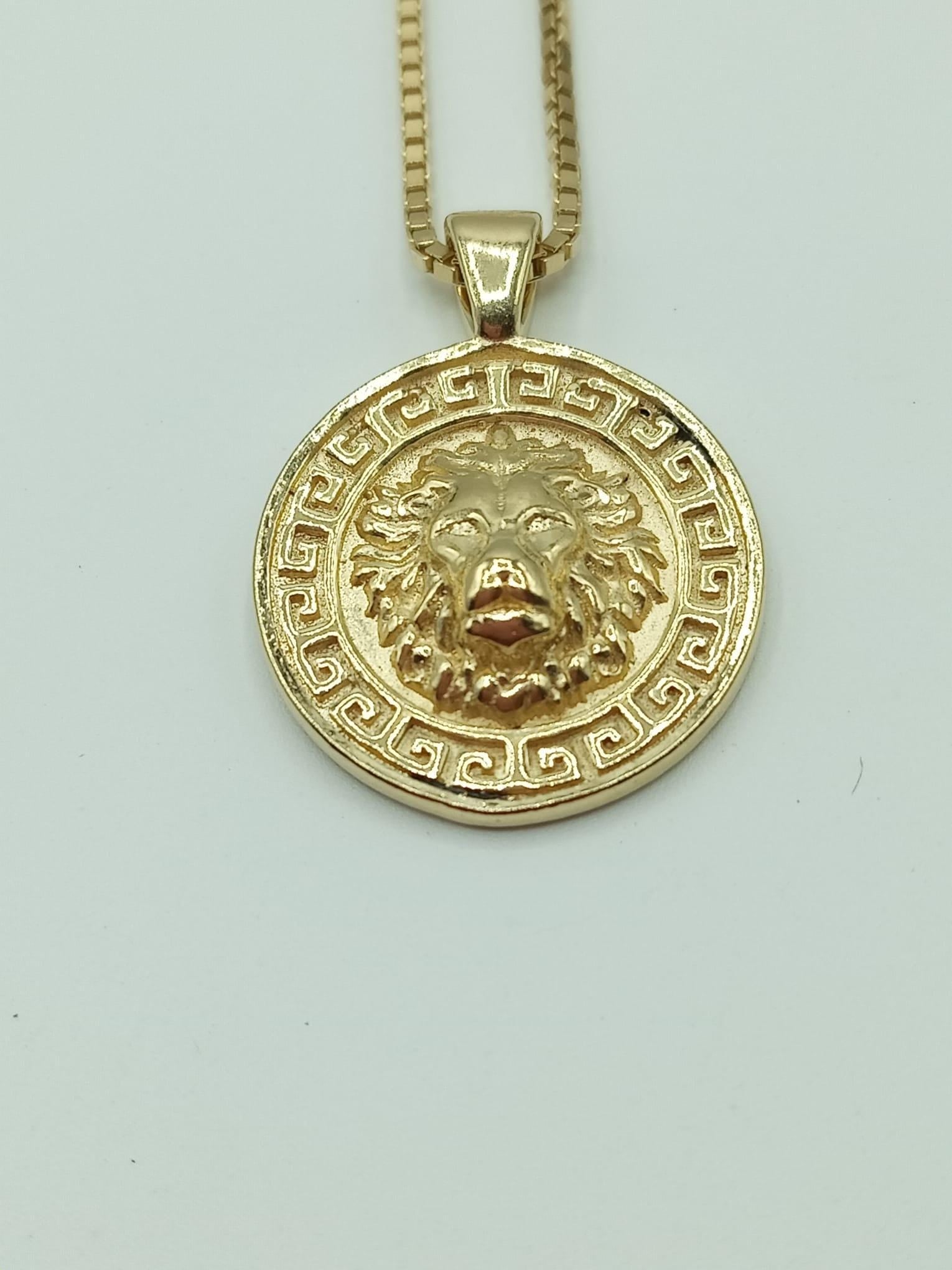 Unisex Gold plated Lion pendant