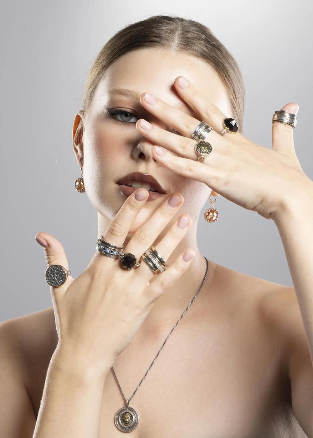 Impressive Silver unisex Lion ring