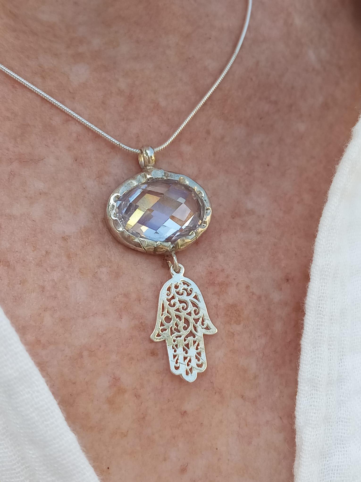 Gorgeous 925 Sterling silver and faceted cz pendant with Hamsa necklace