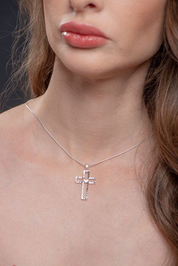 Evia designs Heart Cross Silver