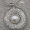 Pearl neccklace