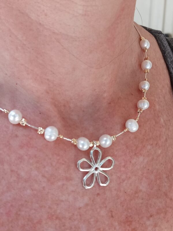 Fresh water Pearl Beaded necklace with Sterling Silver Flower pendant