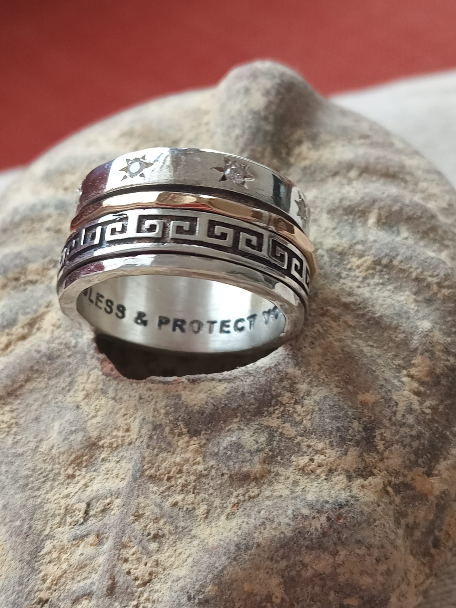 Designer spinner ring